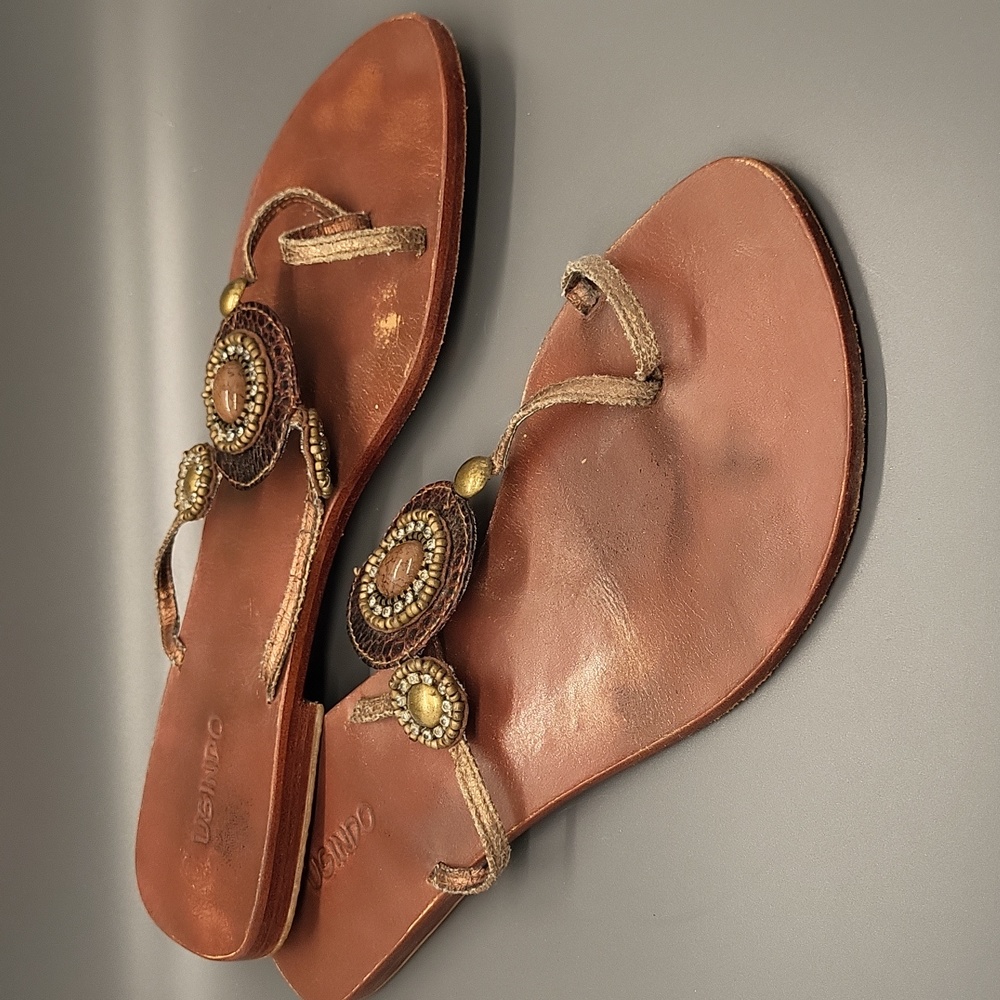 USINDO SZ9 Leather embellished flat toe sandal